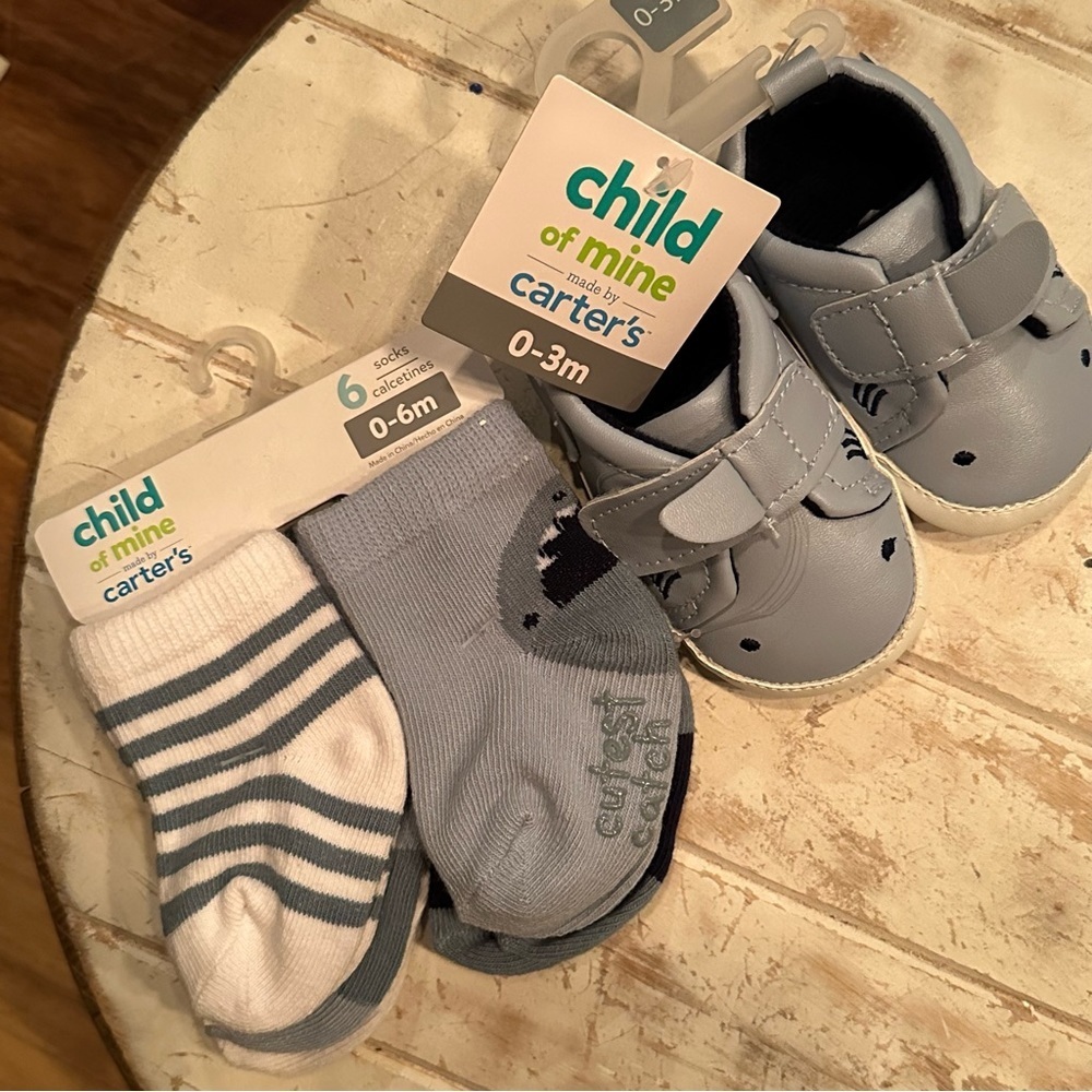 New Child of Mine Shark Shoes & Socks Set